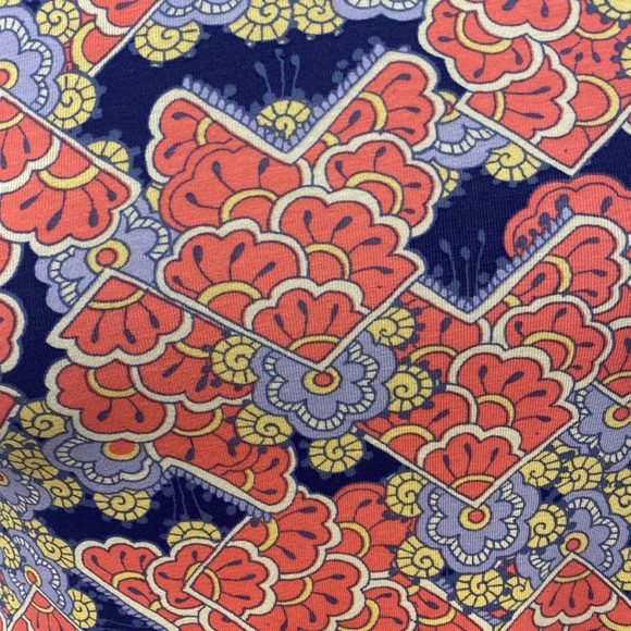 NWT Perfect T, Stretchy Scoop Neck Swing Style with side vents |Size Small - Picture 5 of 9